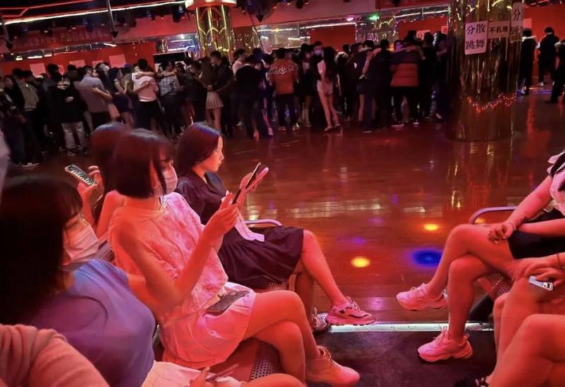 我是下午3点到的，第一站到了大